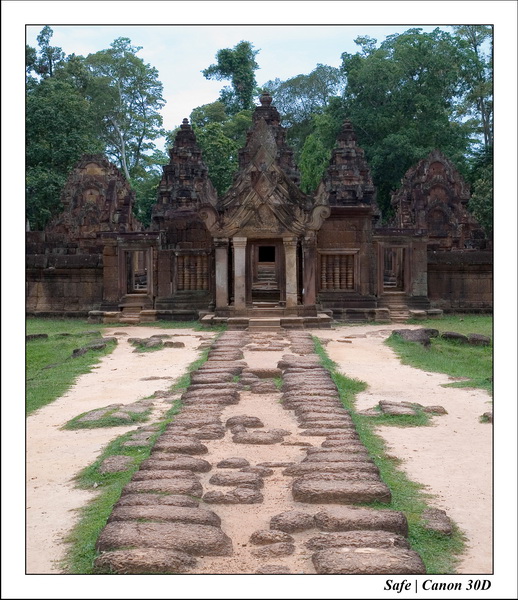 2006 - 07 - Temple angkor - Bantea Srey 26